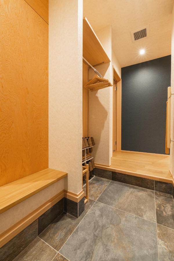 Grand Base Hakata Gofuku Aparthotel Fukuoka  Exterior photo